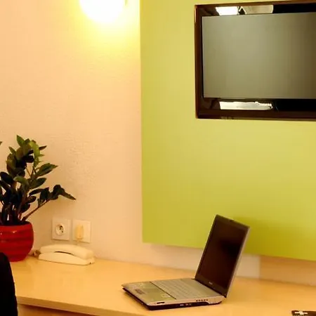 Ibis Styles Paris Sud 3*