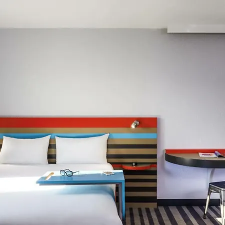 Ibis Styles Paris Sud Hotel 3*