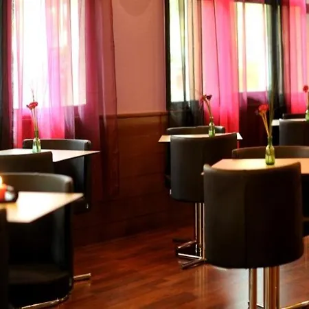 Ibis Styles Paris Sud Otel 3*